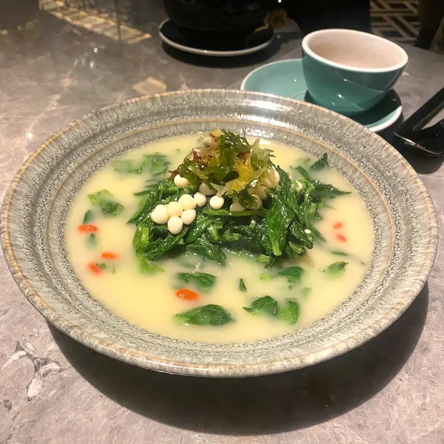 鮮茨實濃雞湯浸菜苗