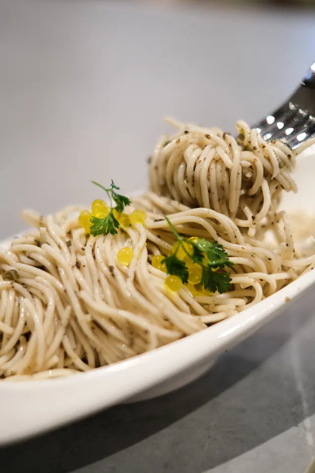 昆布天使麵配欖油爆珠