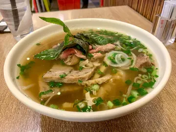 特別牛河