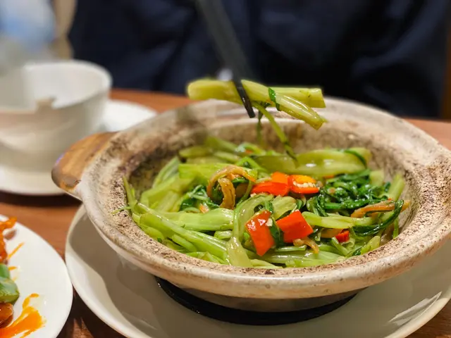 飛天通菜煲