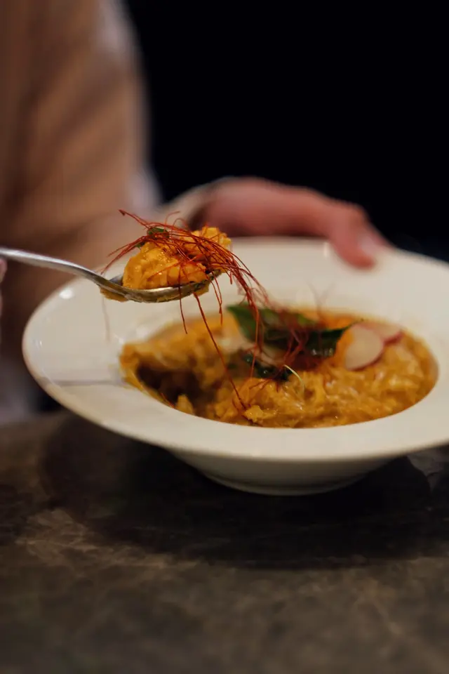 蟹肉流心蛋龍蝦汁燴飯