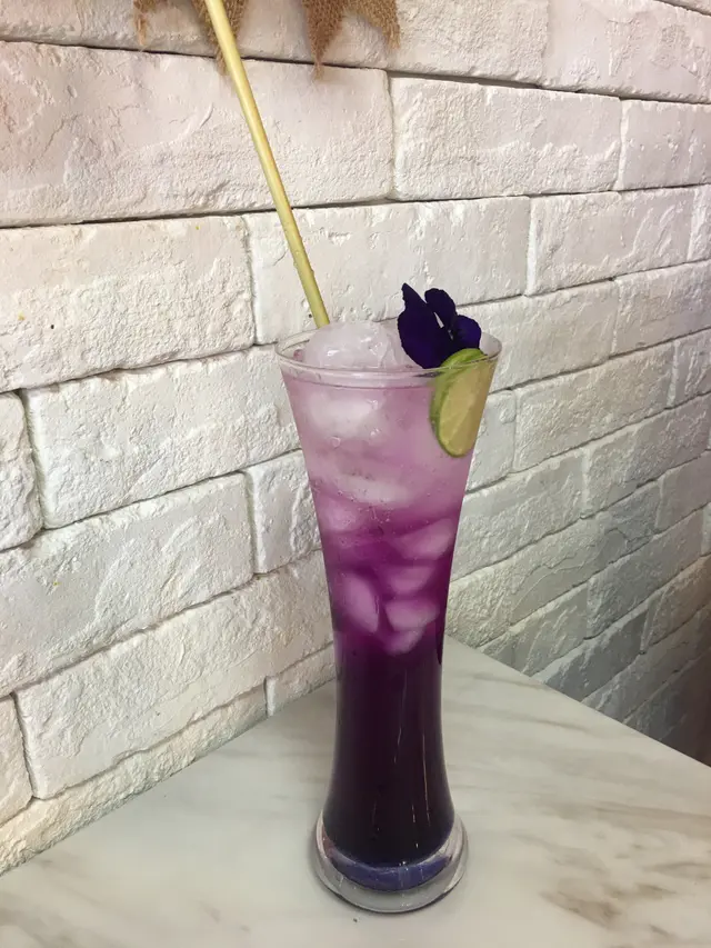 碟豆花青檸梳打水