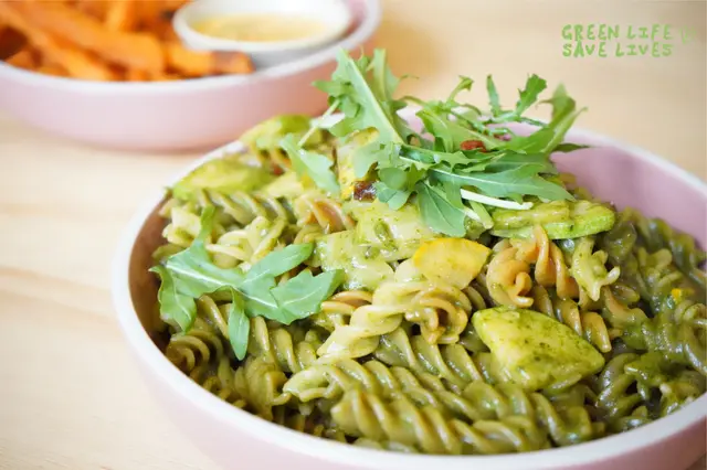 香草青醬螺絲粉