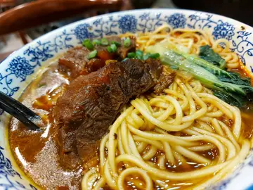 招牌牛肉麵
