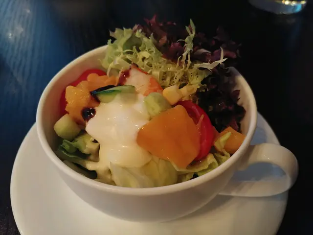 乳酪鮮蝦芒果沙律