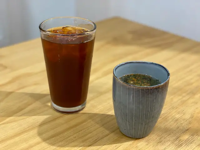 熱玄米茶/凍伯爵茶