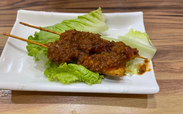沙嗲雞肉串燒