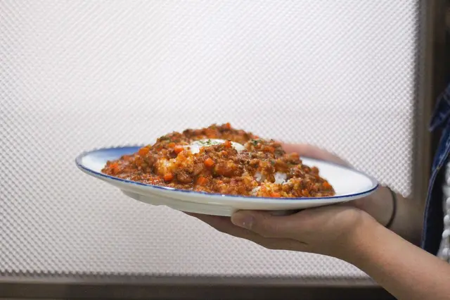 日本溫泉蛋鮮茄免治牛肉飯