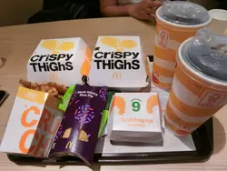 麥炸雞二人餐全體