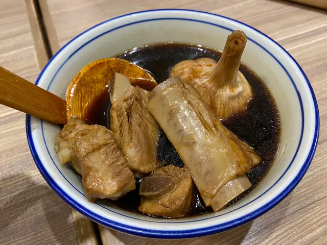金沙骨肉骨茶