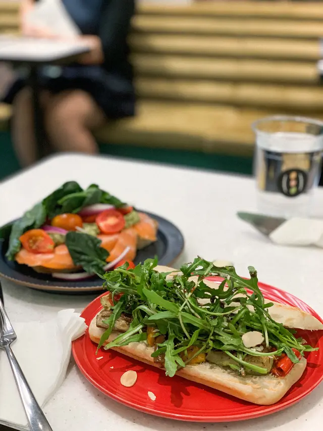 𝘙𝘰𝘢𝘴𝘵𝘦𝘥 𝘷𝘦𝘨𝘦𝘵𝘢𝘣𝘭𝘦𝘴, 𝘚𝘱𝘦𝘤𝘪𝘢𝘭 𝘮𝘪𝘹𝘦𝘥 𝘴𝘸𝘦𝘦𝘵 𝘣𝘢𝘭𝘴𝘢𝘮𝘪𝘤 𝘴𝘢𝘶𝘤𝘦, 𝘙𝘰𝘢𝘴𝘵𝘦𝘥 𝘢𝘭𝘮𝘰𝘯𝘥𝘴, 𝘗𝘦𝘱𝘱𝘦𝘳𝘺 𝘈𝘳𝘶𝘨𝘶𝘭𝘢