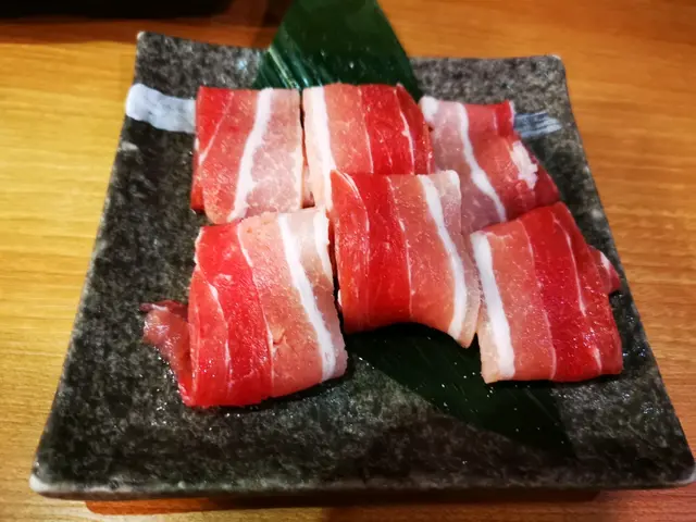 豚肉薄切,燒出來香而豬肉味香