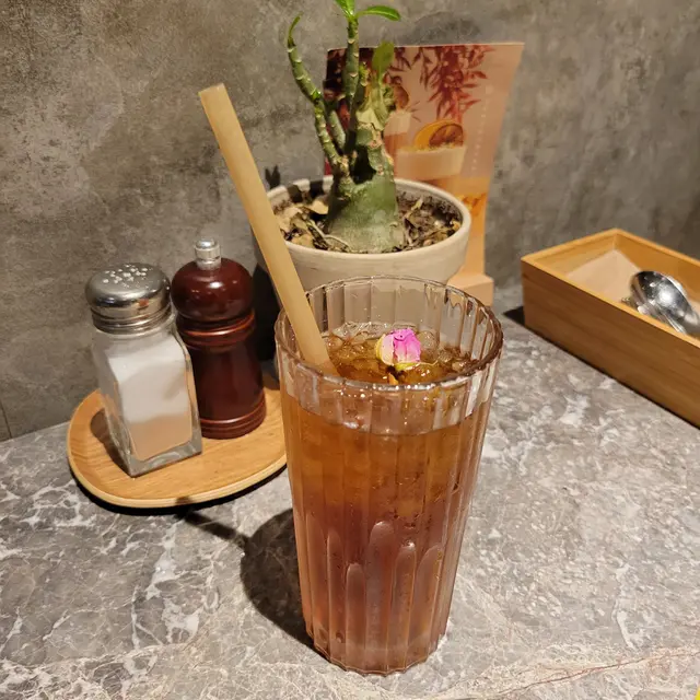 玫瑰普洱冷泡茶