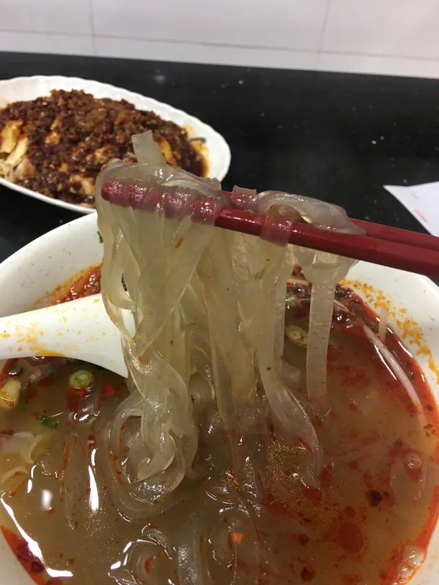 口水雞配湯薯粉