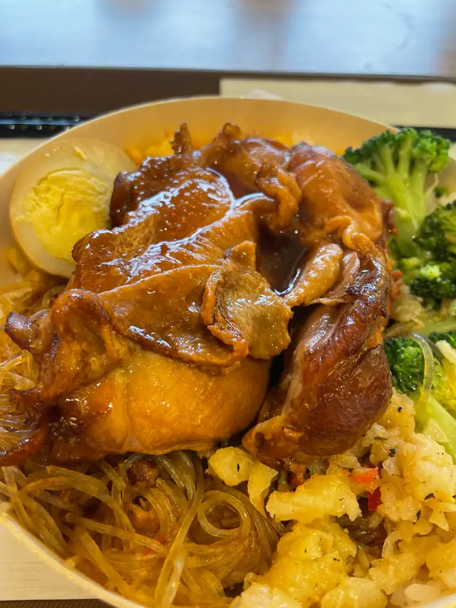 百芳滷水雞排便當