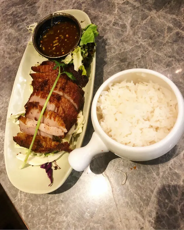 泰式燒西班牙黑毛豬頸肉