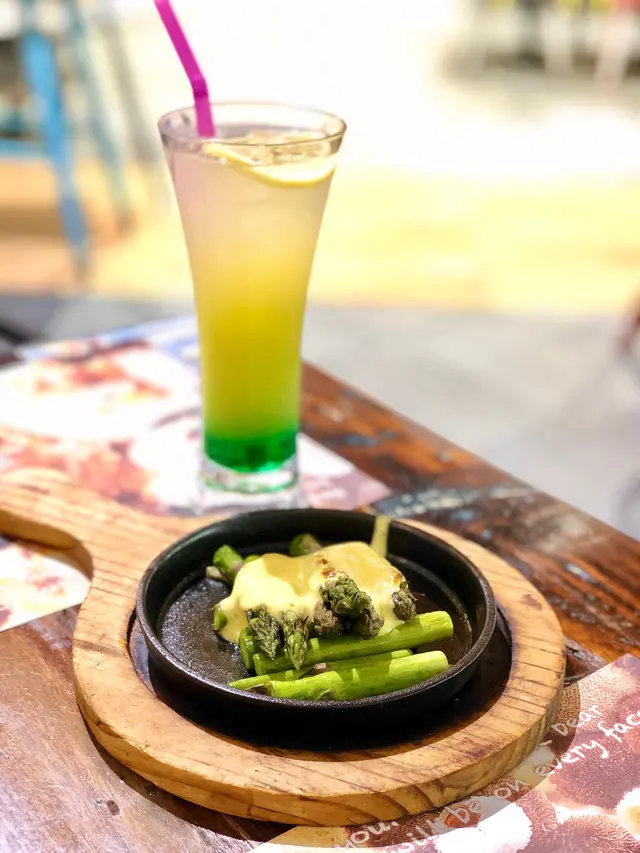 法式蛋黃醬焗鮮蘆筍