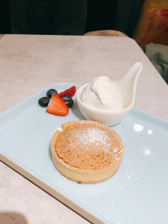 法式蘋果批伴雪糕