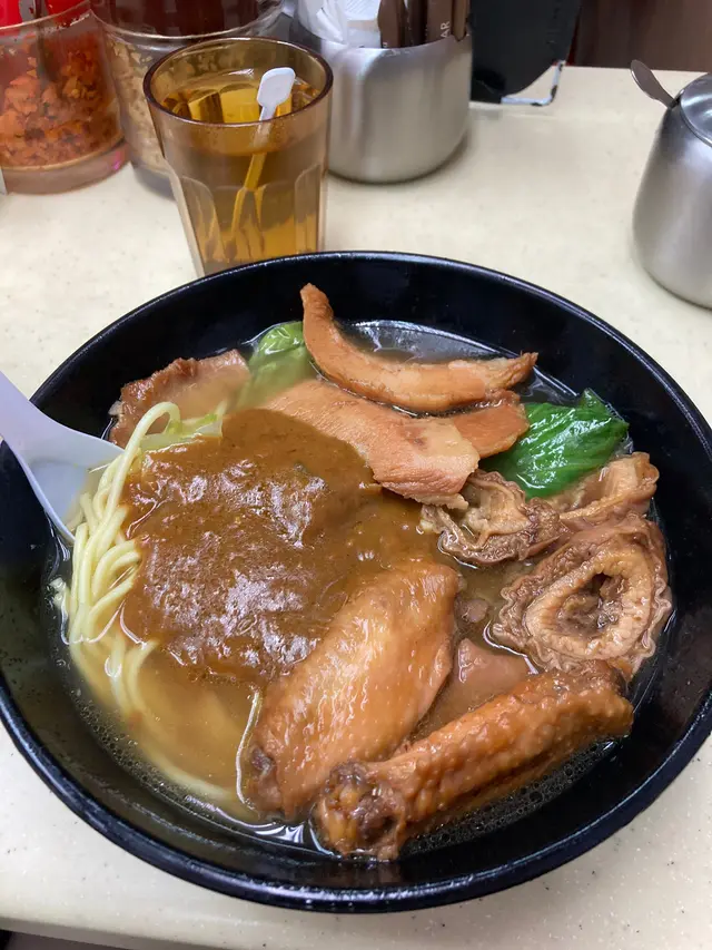 三餸車仔麵
