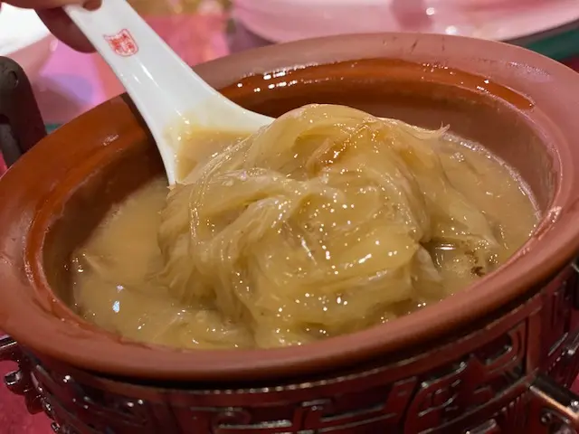 潮州紅燒花膠魚翅