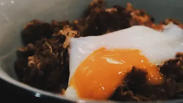 温泉蛋牛丼饭