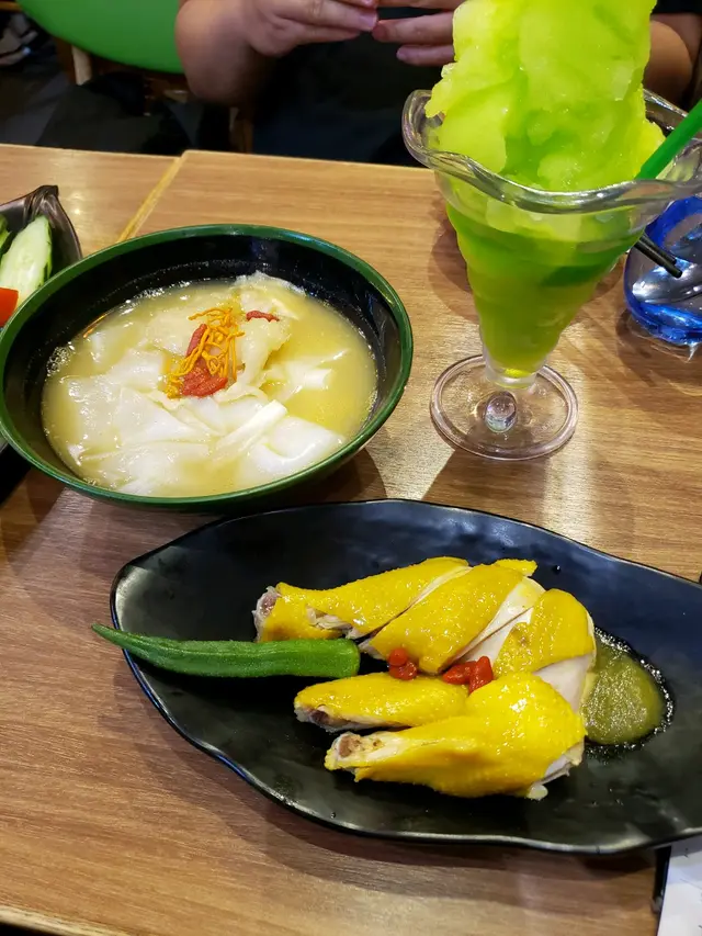 印尼花膠湯班蘭雞粉皮