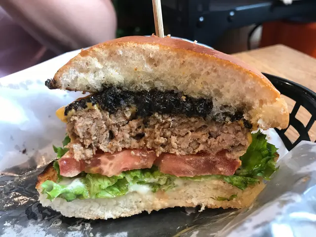 黑松露芝士牛堡