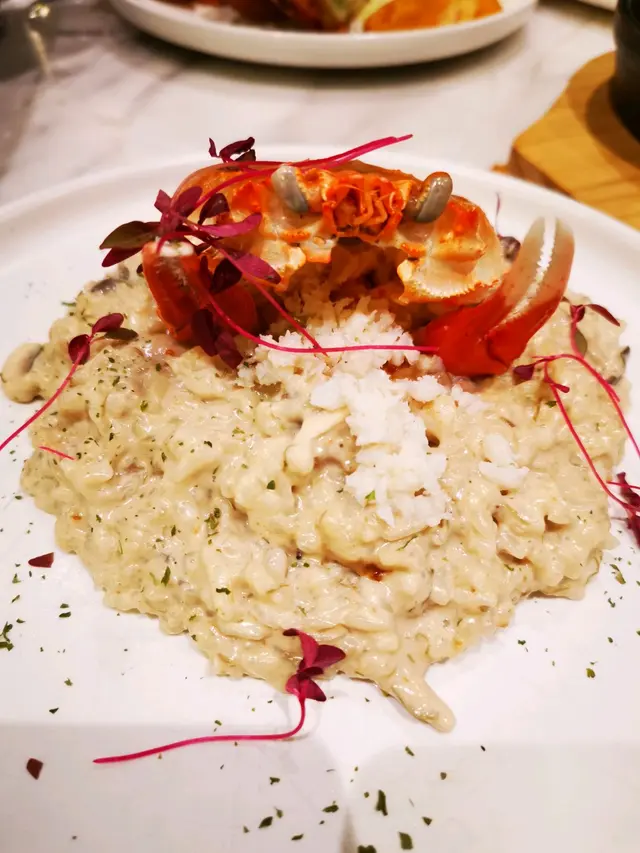 蟹膏味道鮮甜香濃的意大利飯