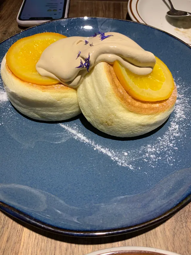 疏乎厘整得好soft,伯爵茶cream香但又唔膩！