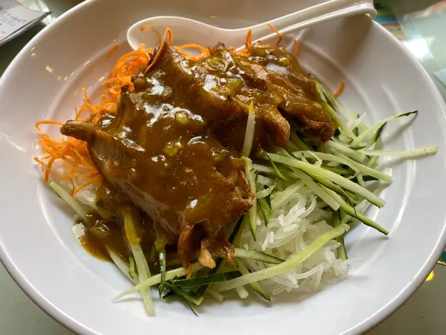 法式咖喱豬頸肉撈檬