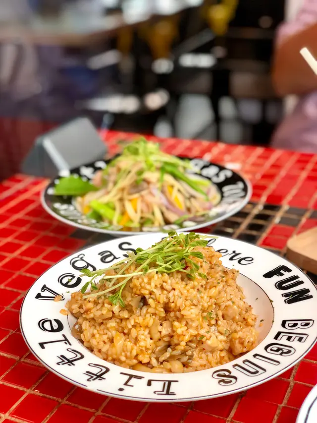 麻辣燉雞飯