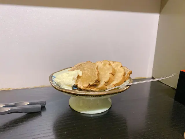 味道濃度適中、白色的醬似philadelphia cream cheese,幾突出到煙燻味