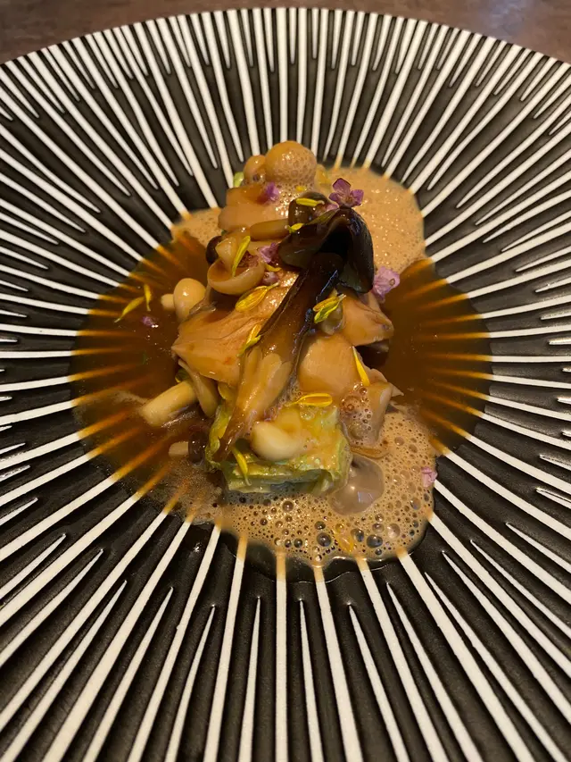 酱汁鮮甜,酿扇贝黏嘴