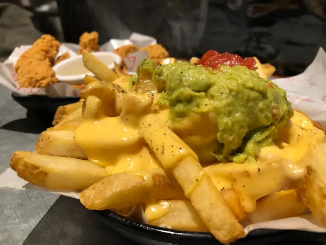 牛油果醬芝士薯條