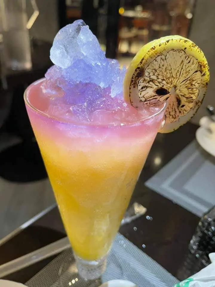 butterfly pea kumquad lemon smoothie - One Restaurants photo in Sham Tseng Hong Kong | OpenRice Hong Kong Photo of One... 