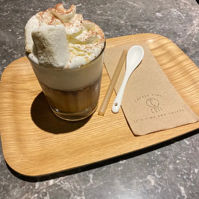 棉花糖泡泡咖啡