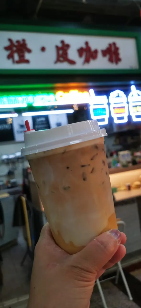 小白的名字很匹配, 又白又滑