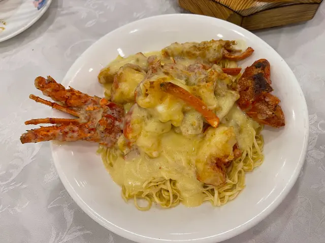 上湯芝士龍蝦伊麵