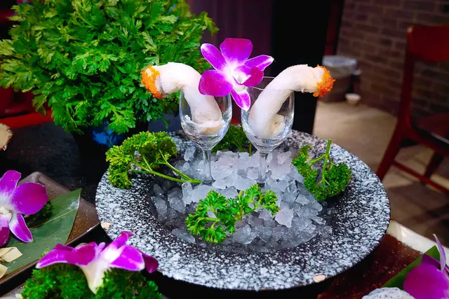 竹笙蟹肉百花卷