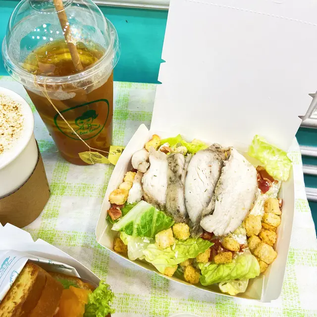 凱撒沙律+慢煮雞胸