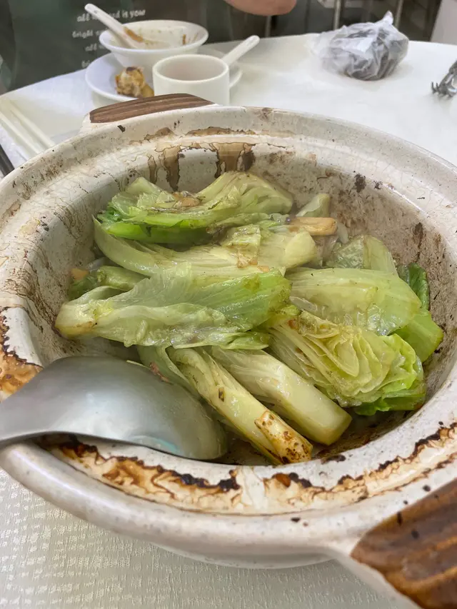 麵醬啫啫唐生菜煲