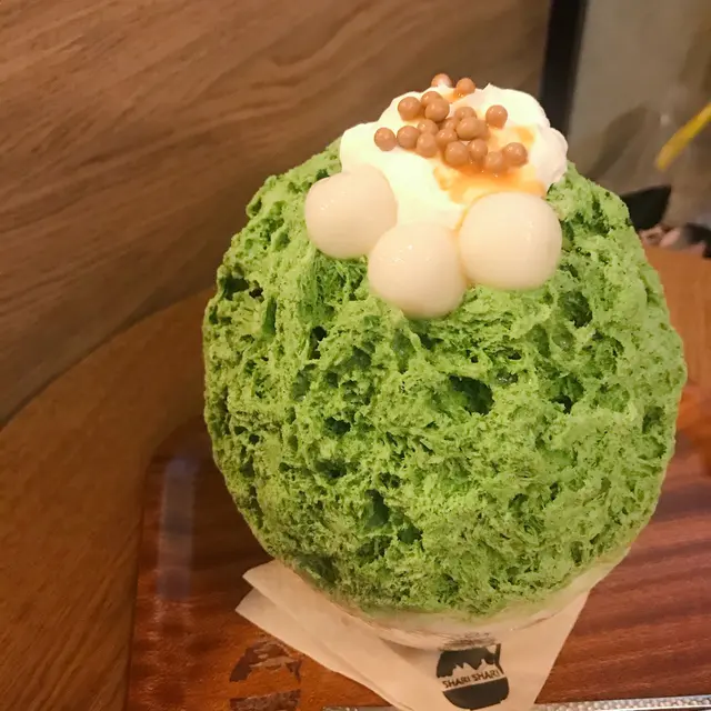 抹茶忌廉焦糖味配白玉