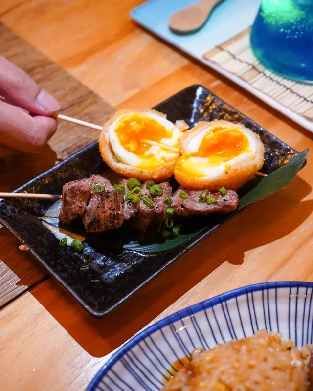 和牛串 $38 + 炸豚肉流心蛋 $32