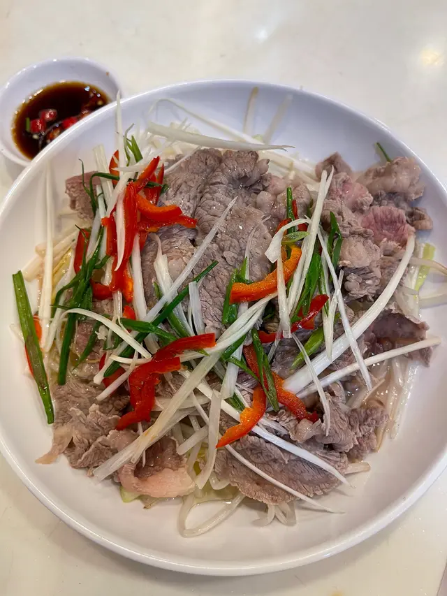 白灼手切本地牛