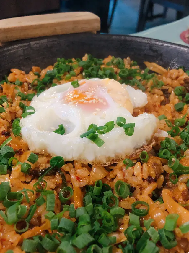 韓牛泡菜炒飯