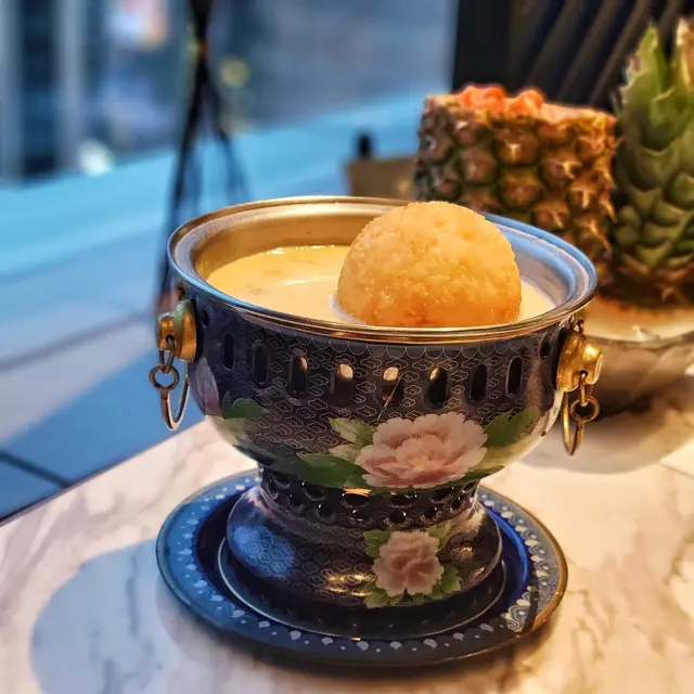 飯團外面經過油炸變成飯焦