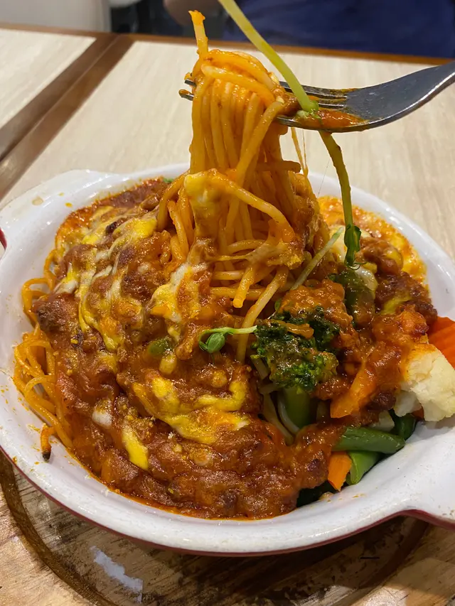 三色芝士焗肉醬意粉