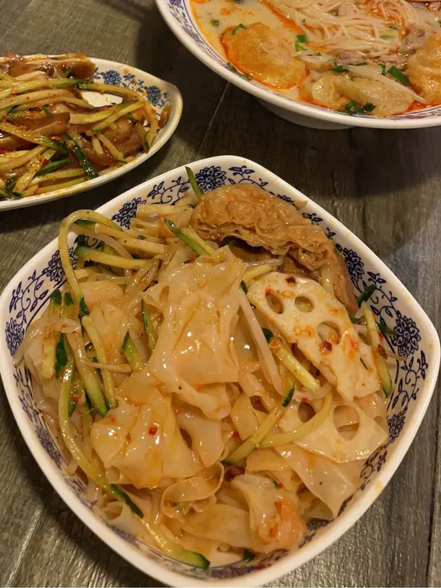 涼拌手工涼皮