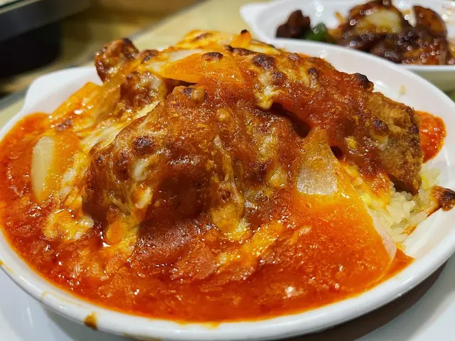 拔絲焗茄汁豬扒飯