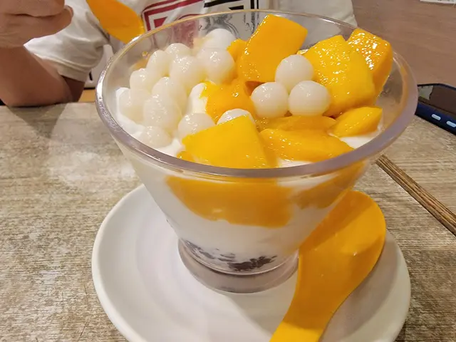 黑米鴛鴦芒果(配丸子)